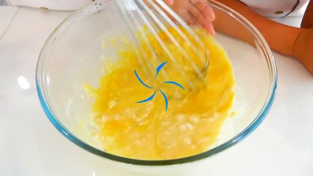 Влад и Никита готовят завтрак для мамы