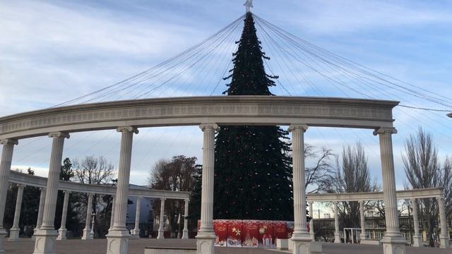 Мы и дачи. Прекрасный, волшебный новогодний город Керч