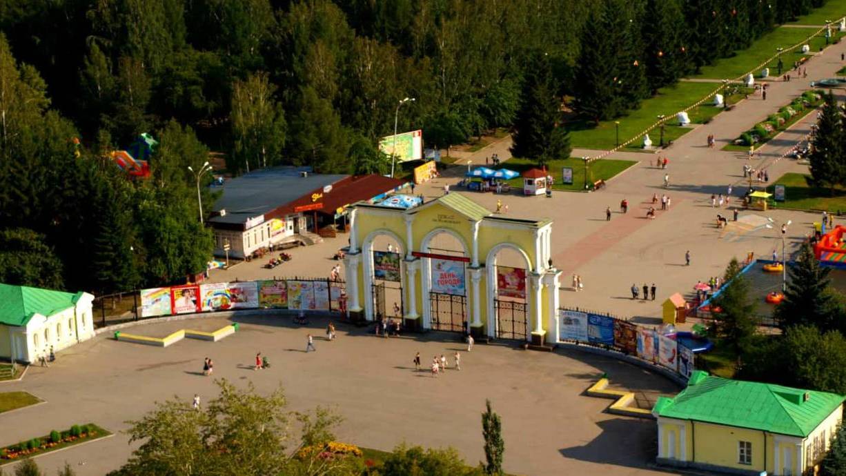 Green Lungs of Yekaterinburg: The City`s Most Beautiful Parks
