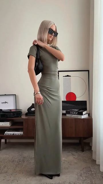 N-uxTAICgDY - This Dress looks beautiful on this girl #shorts #fashion #style