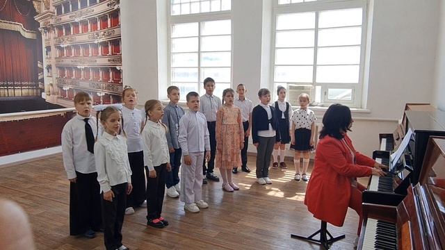 Хоровой ансамбль младших классов ДШИ ст.Новопластуновской руководитель Хайруллина О.С
1000164491.mp4