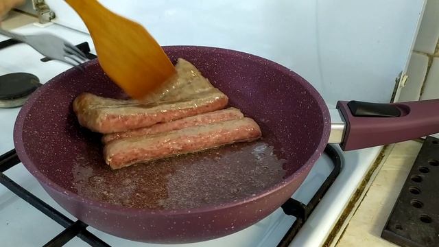 Как пожарить замороженные чевапчичи на сковороде