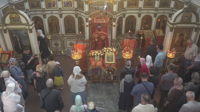 Запись трансляции 25 мая 8:40. Часы. Литургия
