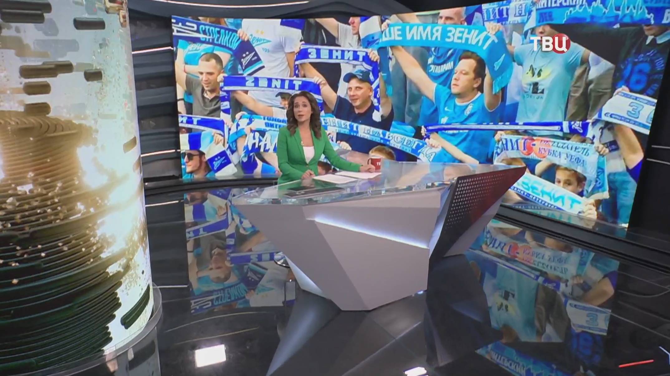 Легендарный "Зенит" отмечает вековой юбилей / События на ТВЦ