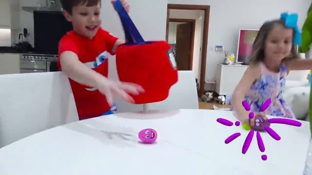 MISTER MAX | МИСТЕР МАКС - Макс и Кэти охотятся за пасхальными яйцами со слизью