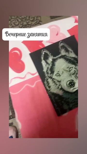 Коля рисует