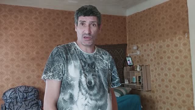 Олег не сидит без дела!