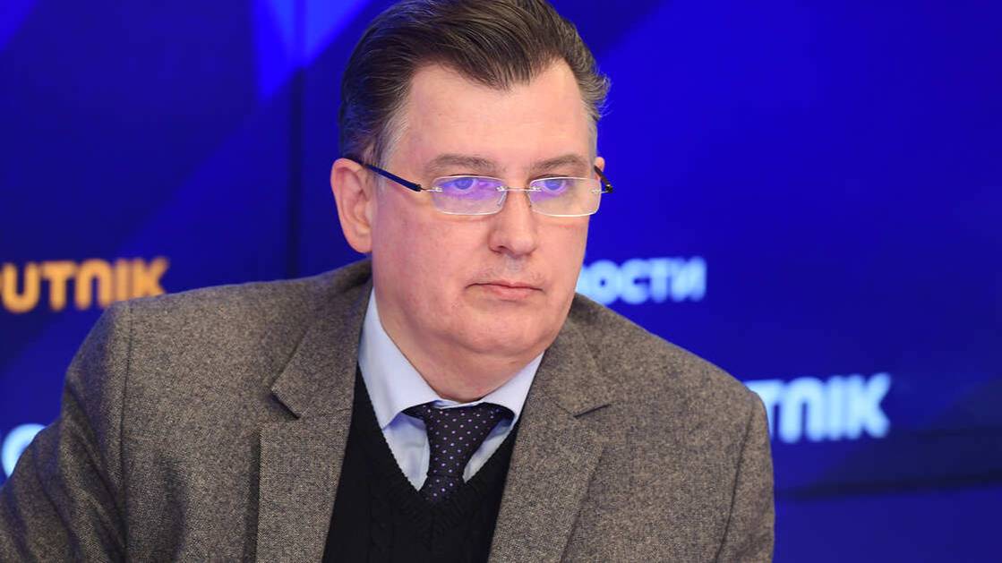 Политолог Дудчак: правящая элита на Украине начала борьбу за ресурсы