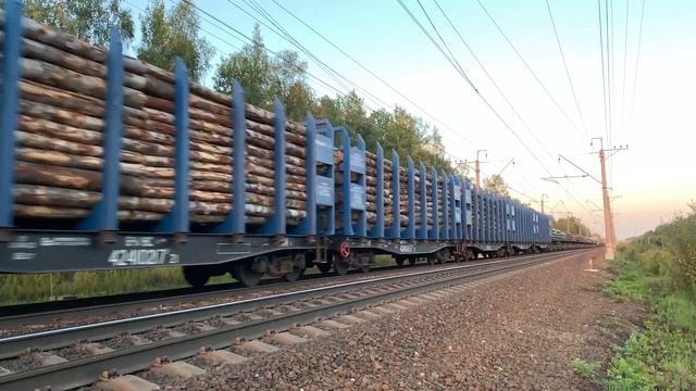 Ещё зелёный ВЛ15С-032 с грузовым поездом. Мга - Горы