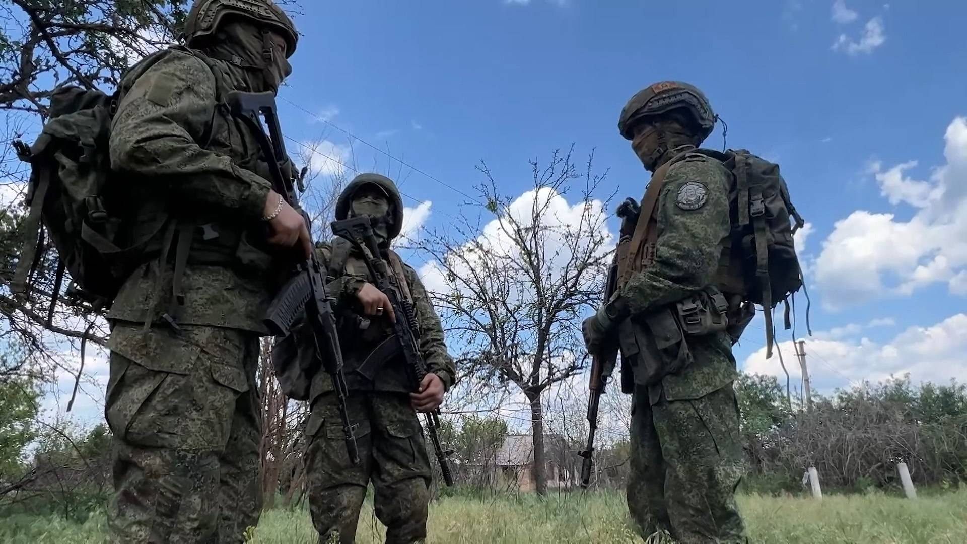 Застали противника врасплох: российские военнослужащие рассказали, как освобождали Отрадное