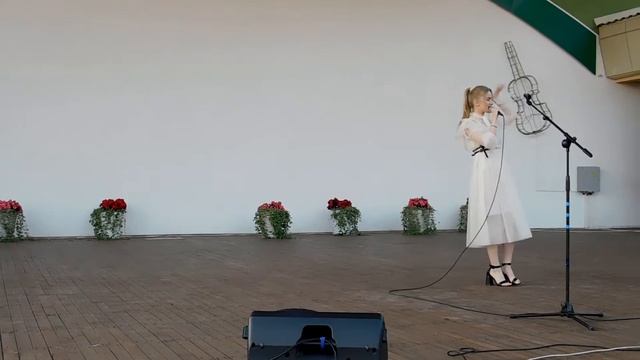 Алёна Товстик  "Король"