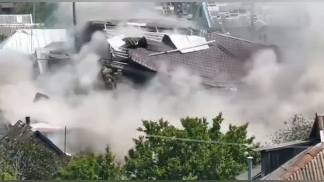 ❌На кадрах уничтожение пункта управления БПЛА ВСУ на Херсонском направлении…