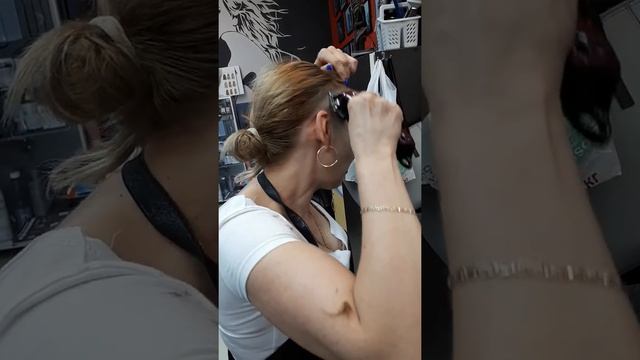 Прикол!! Смотреть всем)) Парикмахер 80 уровня 😀
