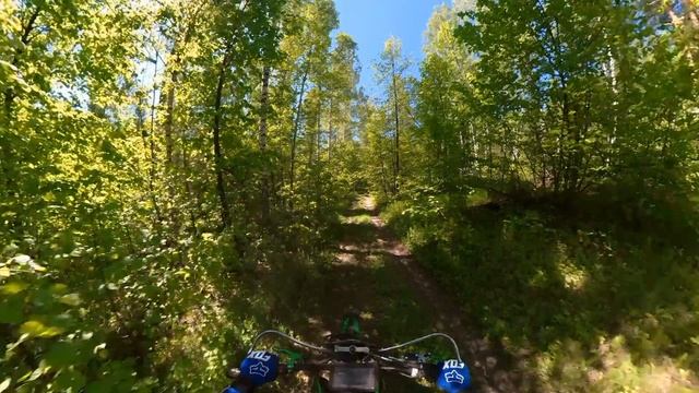 Марат крутит 360 на эндуро и засадили квадроцикл