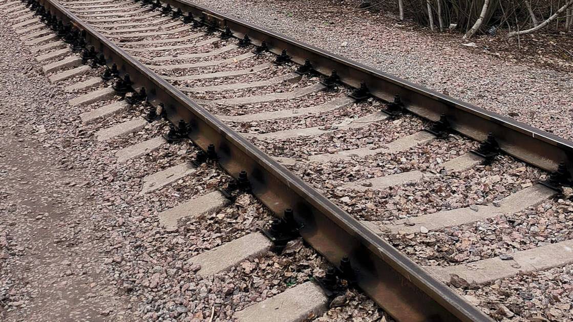 Ж/д состав наехал на взрывчатку, заложенную под рельсами в Белгородской области