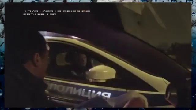 Подборка смешных приколов с МЕНТАМИ! МЕНТАМИ, ПОЛИЦИЯ, МИЛИЦИЯ! Приколы на дороге!