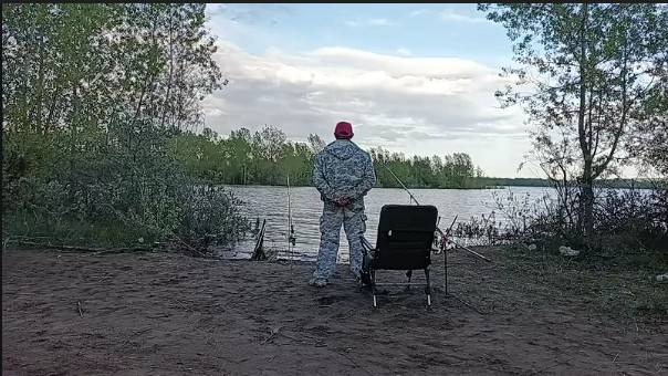 А ты уседишь дома. Когда такой клёв