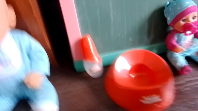 2 пупса купили "Бегемотик" и "Бубль-Гум"
