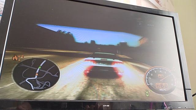 играю в игру дрифта (маленькое видео) КОМП НЕ МОЙ!