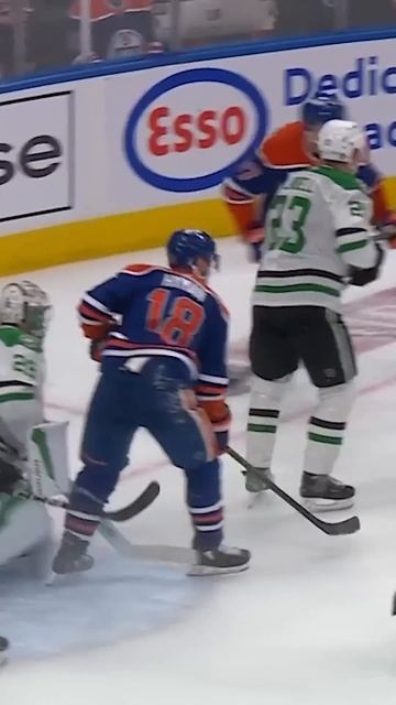 McDavid Strikes Again ✌️