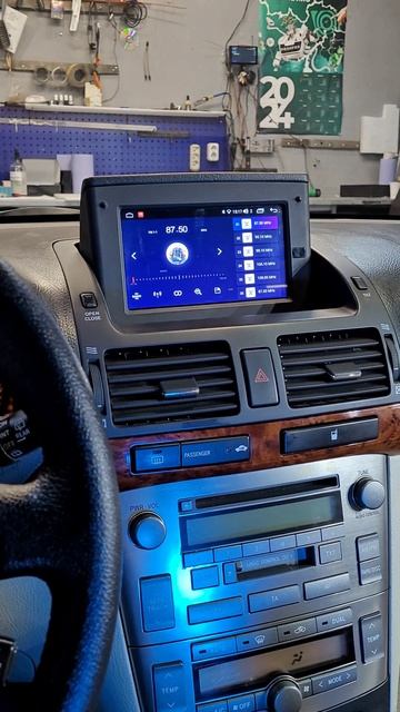 Установка магнитолы Андроид Parafar в Toyota Avensis #магнитолаАндроид #Parafar #Toyota #Avensis