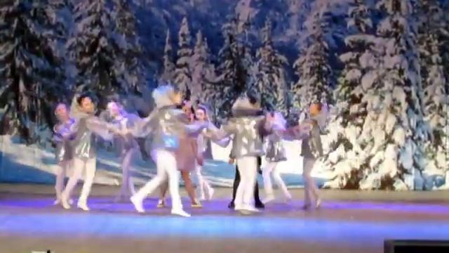 Снегопад - Ева Калоева и Алан Пухаев- Детский музыкаль?