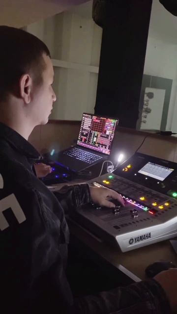 Чем я занимаюсь между написанием песен🎧