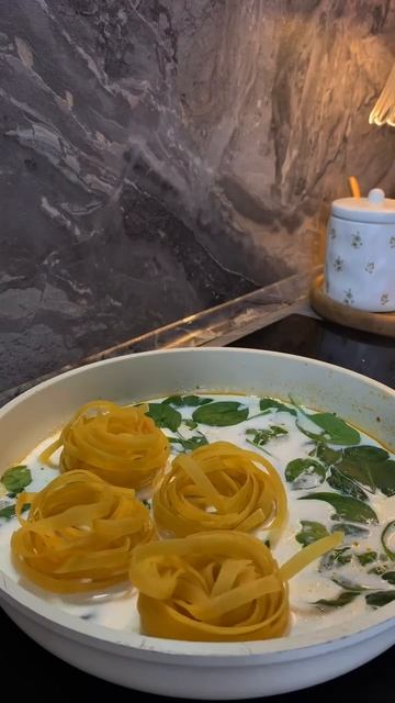 🍝 Паста фетучини с курицей
