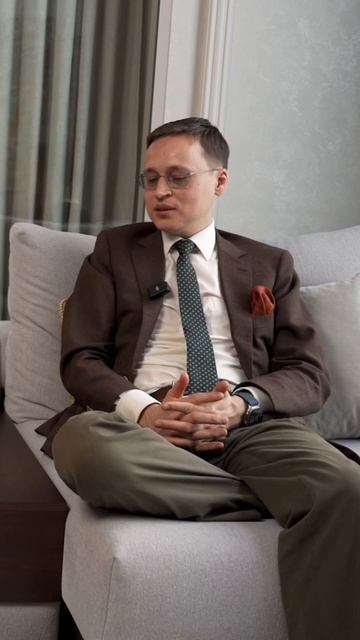 Год спустя после завершения ремонта мы пришли в гости к заказчику в квартиру в ЖК Flora & Fauna