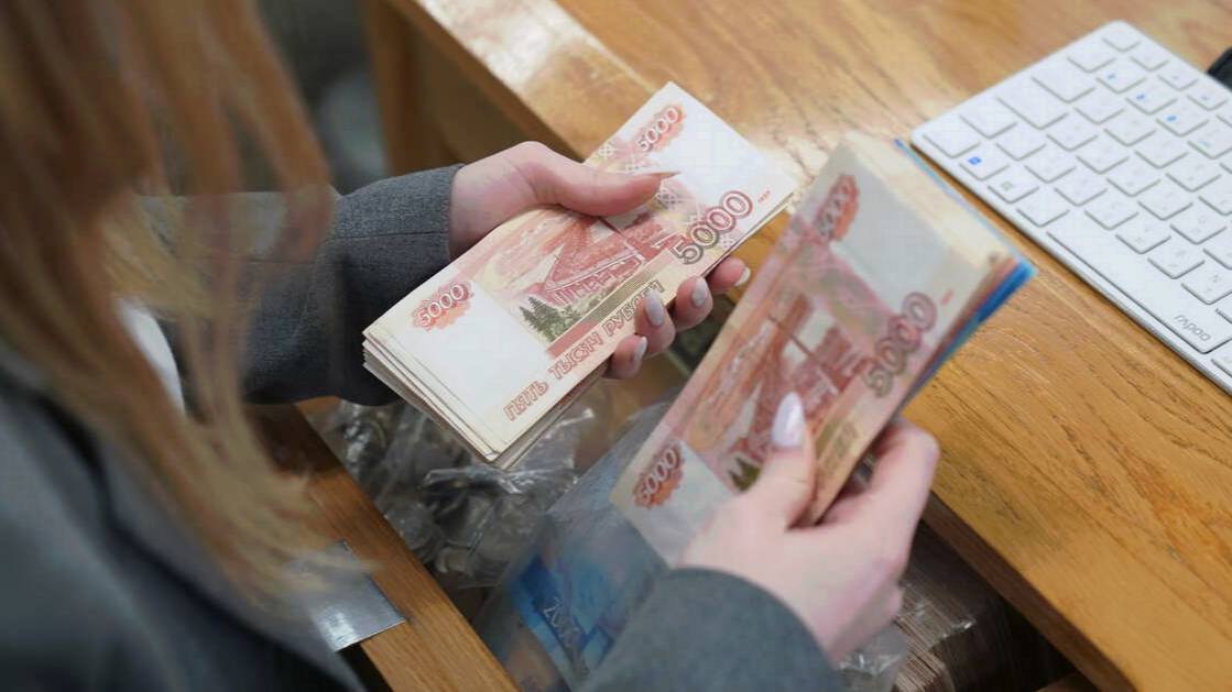 Жители РФ стали брать кредиты на меньшие суммы и сроки