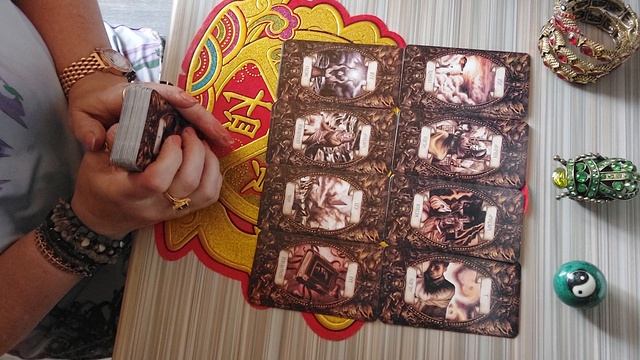 Кто хочет излить свою душу, о чем рассказать?