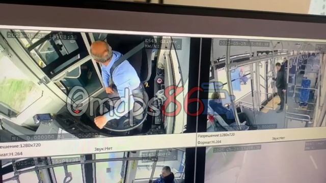напал с ножом на водителя автобуса Нижневартовск