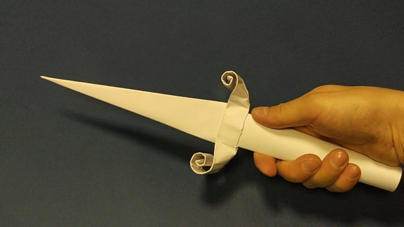 Кинжал из бумаги А4, оригами.  A4 paper dagger, origami