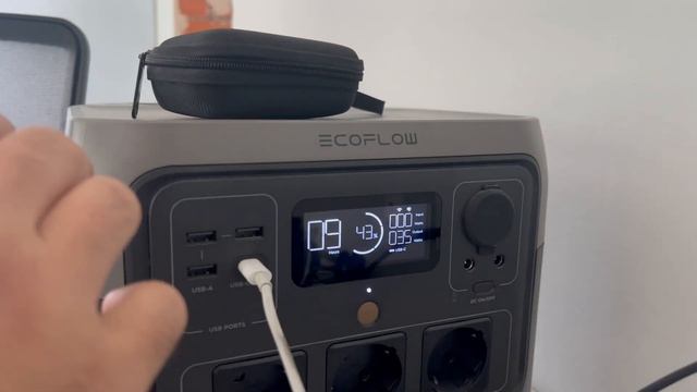 Скільки потрібно для зарядки макбука від екофло, по ча