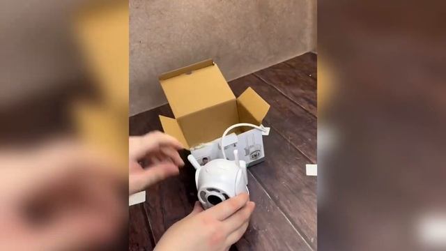 Вулична камера відеоспостереження WiFi, 4MP, iCam365 / Поворо?