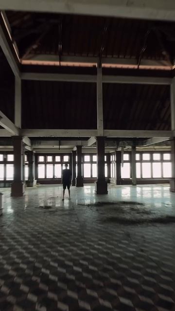 Тайны Bedugul Taman Hotel #заброшенноеместо #ghost #скрытые #horror #креосан #мистика