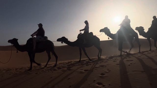 Morocco. Множество дыр в пустыне!!! Навигатор для каравана.
