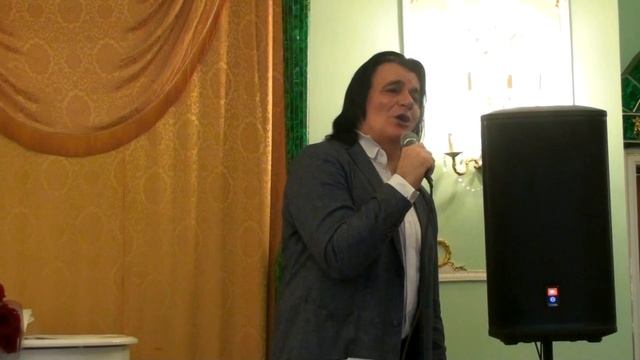Вячеслав Ольховский.  Неаполитанская песня "Говори мне о любви"