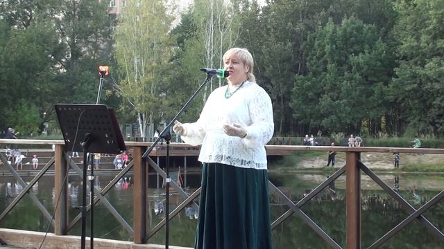 Л.  Афанасьев -  Гляжу в озера синие -  Татьяна Елекоева