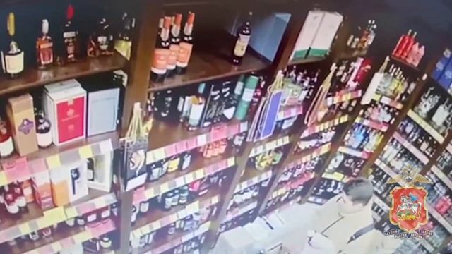 В Лобне перед судом предстанет молодой человек, обвиняемый в серии краж элитного алкоголя