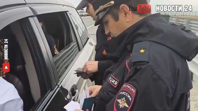 _Я вас🔪_ ШОК в Петербурге_ Мигрант с КУВАЛДОЙ ворвался в квартиру ПРОФЕССОРА.