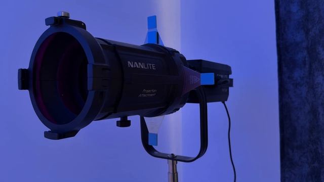 ТОТ САМЫЙ СВЕТ – NANLITE FS-300C