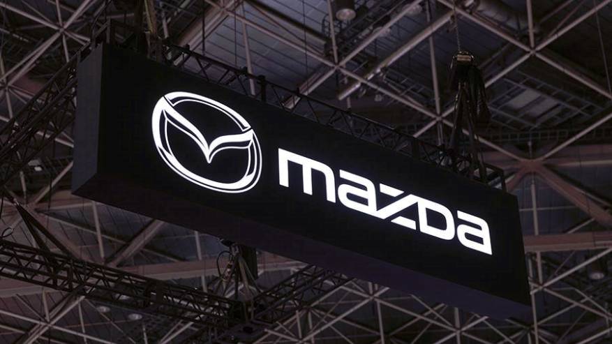 Mazda возобновила продажи автомобилей в России