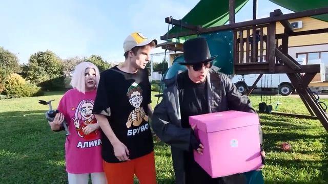 BRUNO-БРУНО MY DRONE CAPTURED THE BLUE FAMILY IN REAL LIFE!!!