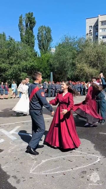 Последний звонок 2025
