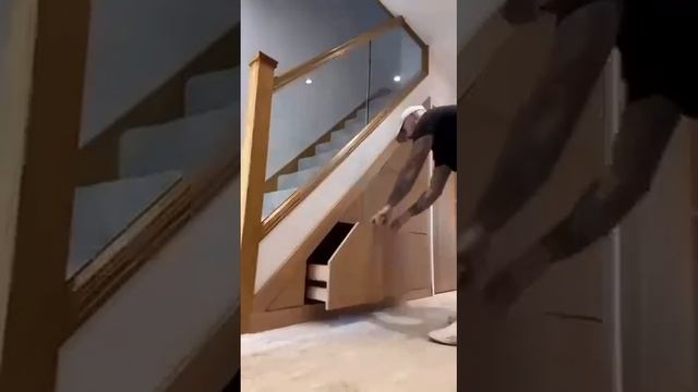 Великолепная декорация лестницы