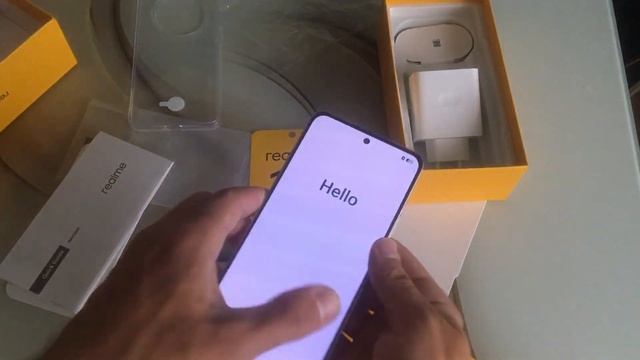 Первый взгляд ,Новый Realme 13 Plus 5G Лучше Чем iPhone?