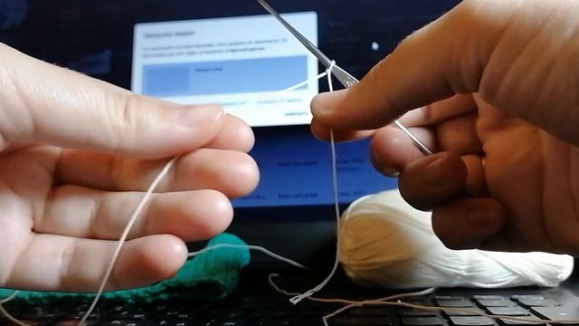 Вязание крючком.Положение рук и крючка