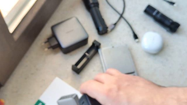 Видео обзор зарядки UGREEN 100W GaN и сравнение с UGREEN 160W GaN