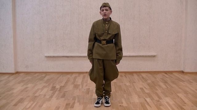 Юрий Воронов "Февраль" - читает Никита Мулик